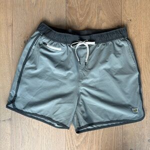Men’s Vuori Banks Shorts